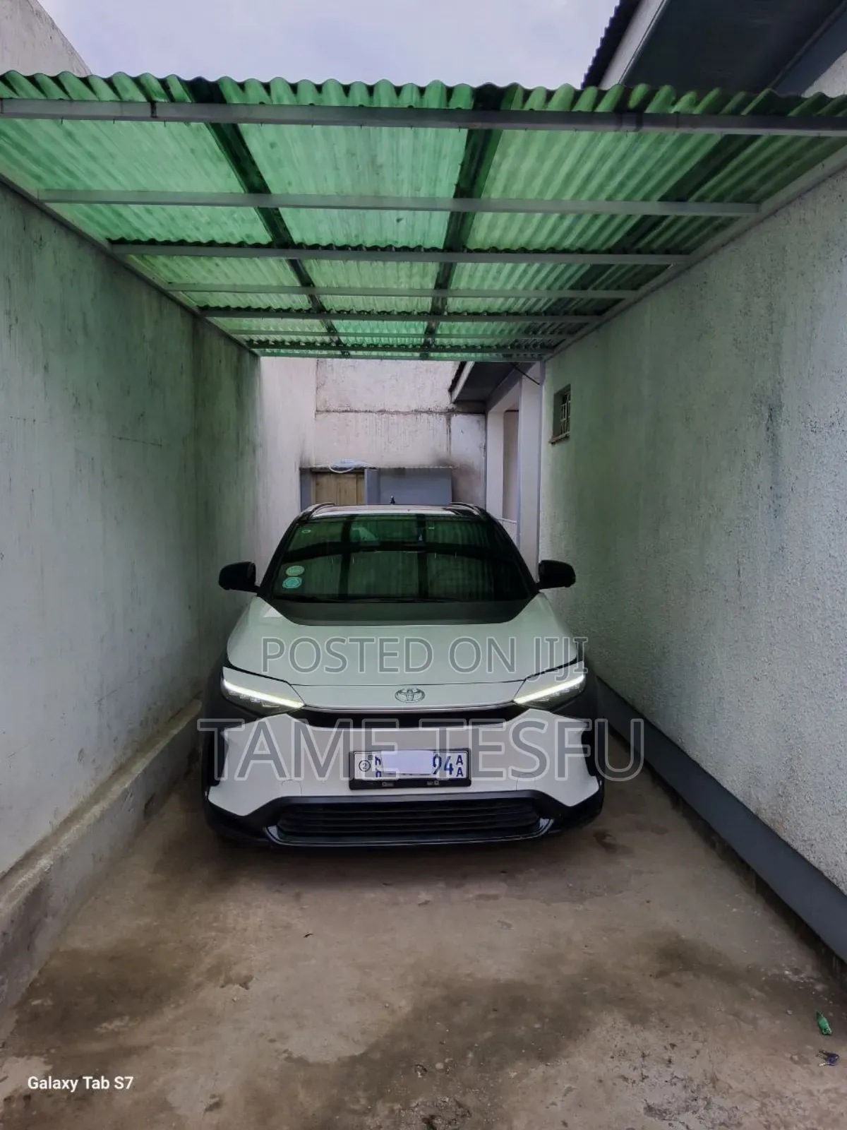 Furnished 3bdrm Villa in Summit አካባቢ Vila +ጫር, Bole for sale