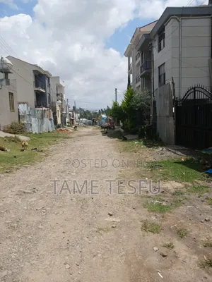 Furnished 6bdrm House in Yeka Abdo for sale