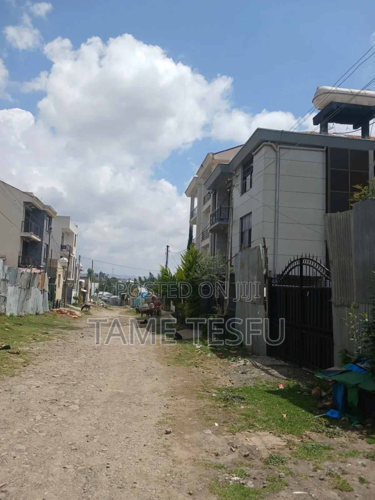 Furnished 6bdrm House in Yeka Abdo for sale