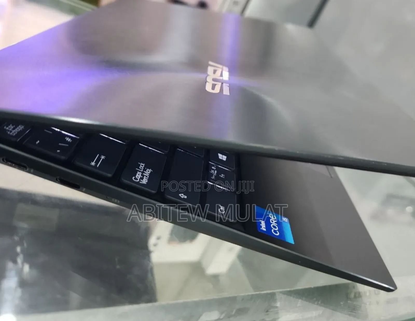 New Laptop Asus ZenBook 13 UX331UN 8GB Intel Core I5 SSD 512GB