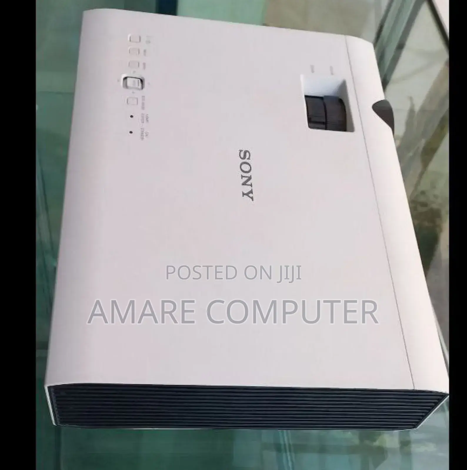 Brand New Sony Projector Model Name VPL-Dx100 Hardw