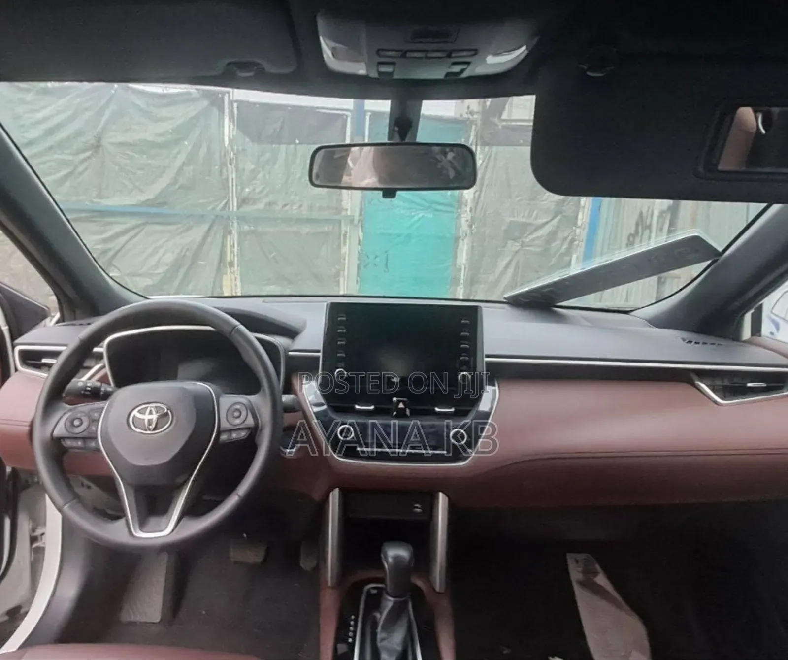 Toyota Corolla Cross Hybrid 2023 White