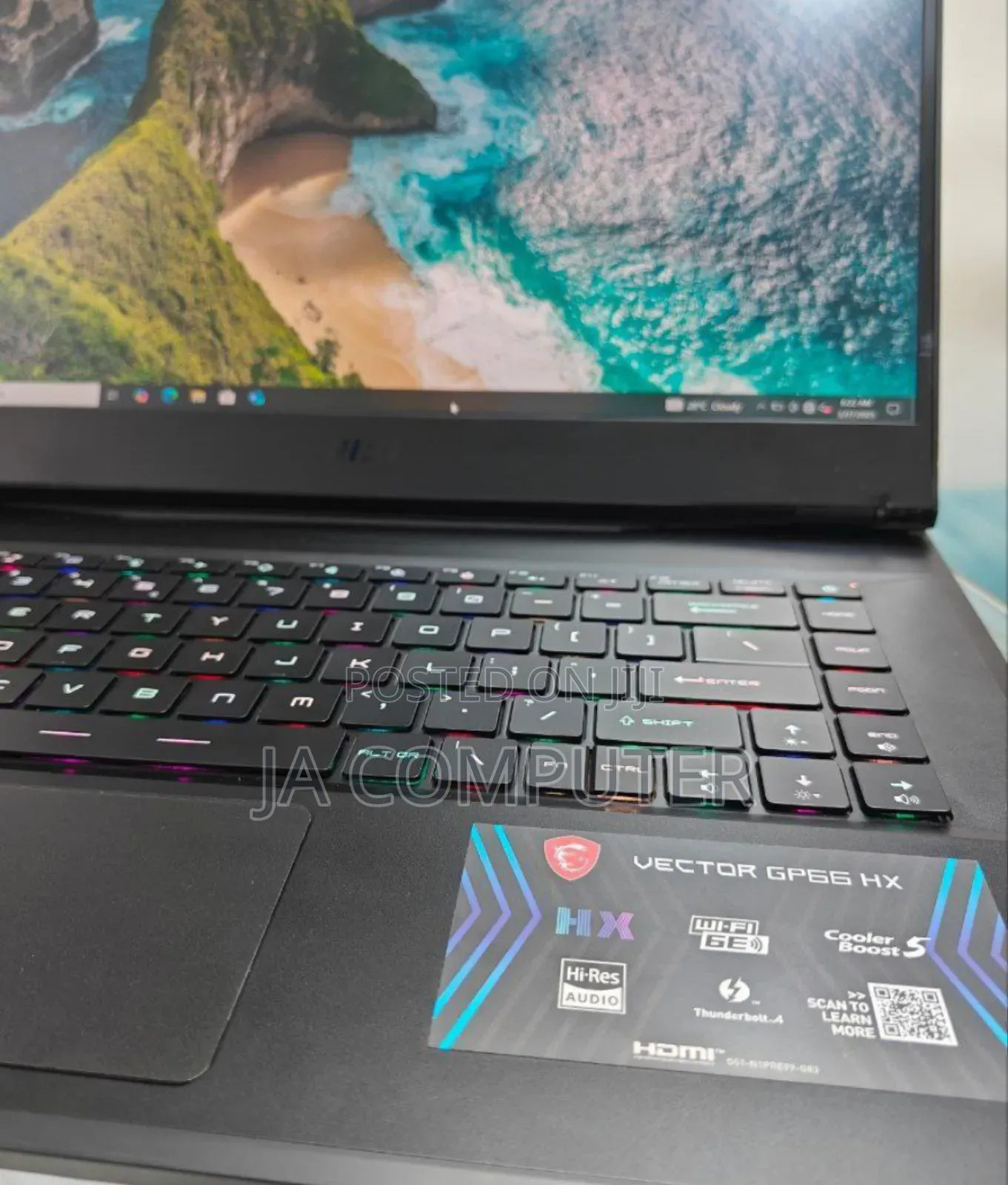 New Laptop MSI Vector GP68 HX 13V 32GB Intel Core I7 SSD 1T