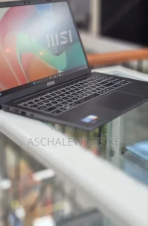 New Laptop MSI Katana 15 16GB Intel Core I7 SSD 512GB