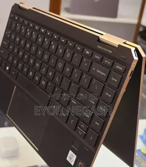 New Laptop HP Spectra 13 8GB Intel Core I7 SSD 512GB