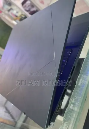 New Laptop Asus ZenBook UX302LG 16GB Intel Core I7 SSD 512GB