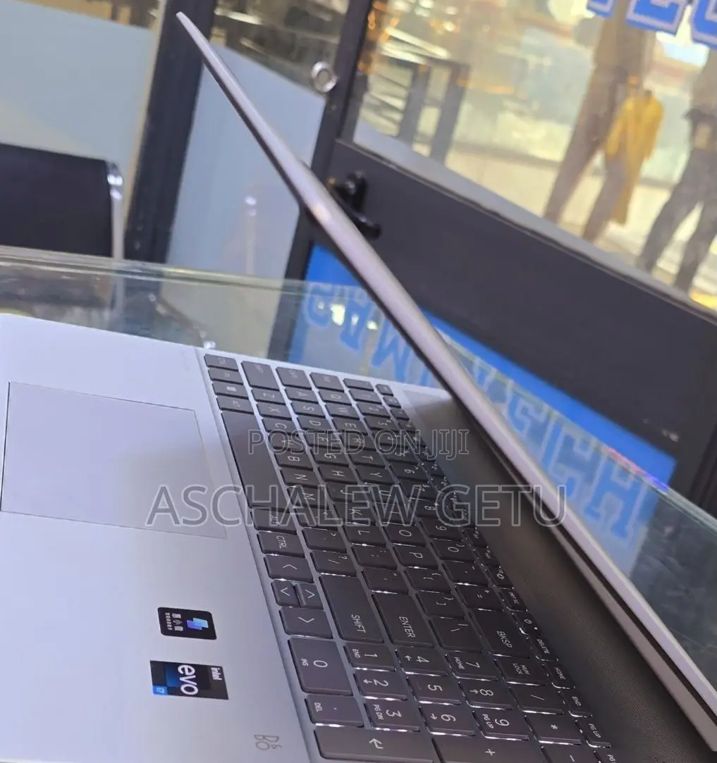 New Laptop HP Pavilion 15 16GB Intel Core I7 SSD 1T