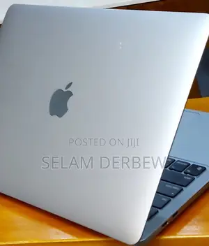 New Laptop Apple MacBook Pro 2022 M2 8GB Apple M2 SSD 256GB