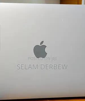 New Laptop Apple MacBook Pro 2022 M2 8GB Apple M2 SSD 256GB