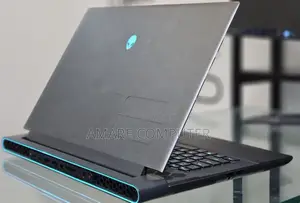 New Laptop Alienware Area-51m 16GB Intel Core I7 SSD 1T