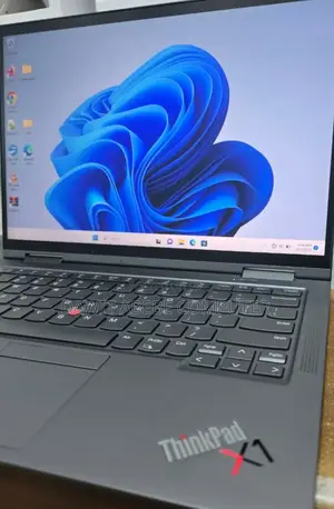 New Laptop Lenovo 32GB Intel Core I7 SSD 512GB