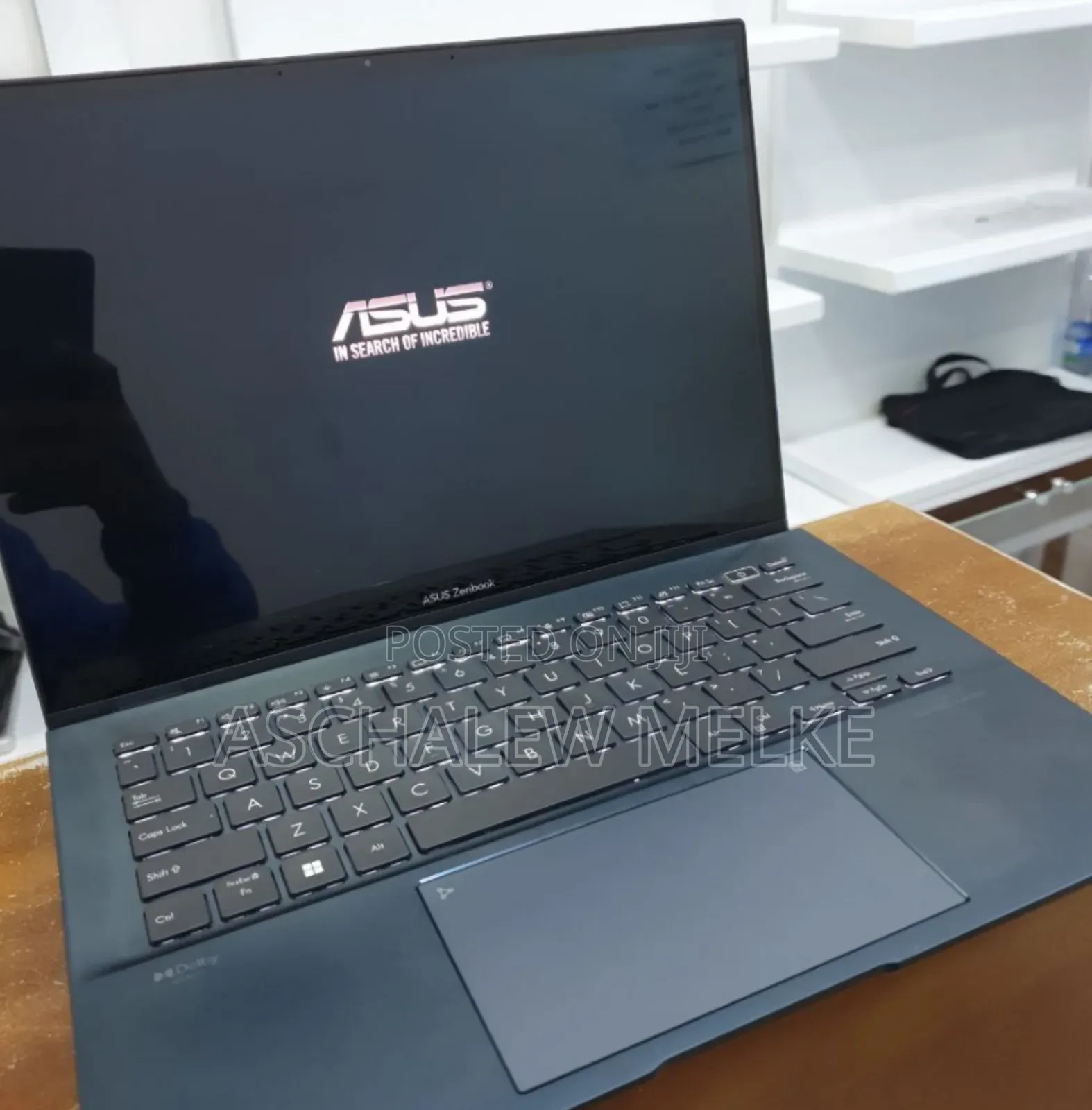 New Laptop Asus ZenBook UX430UQ 16GB Intel Core I7 SSD 512GB