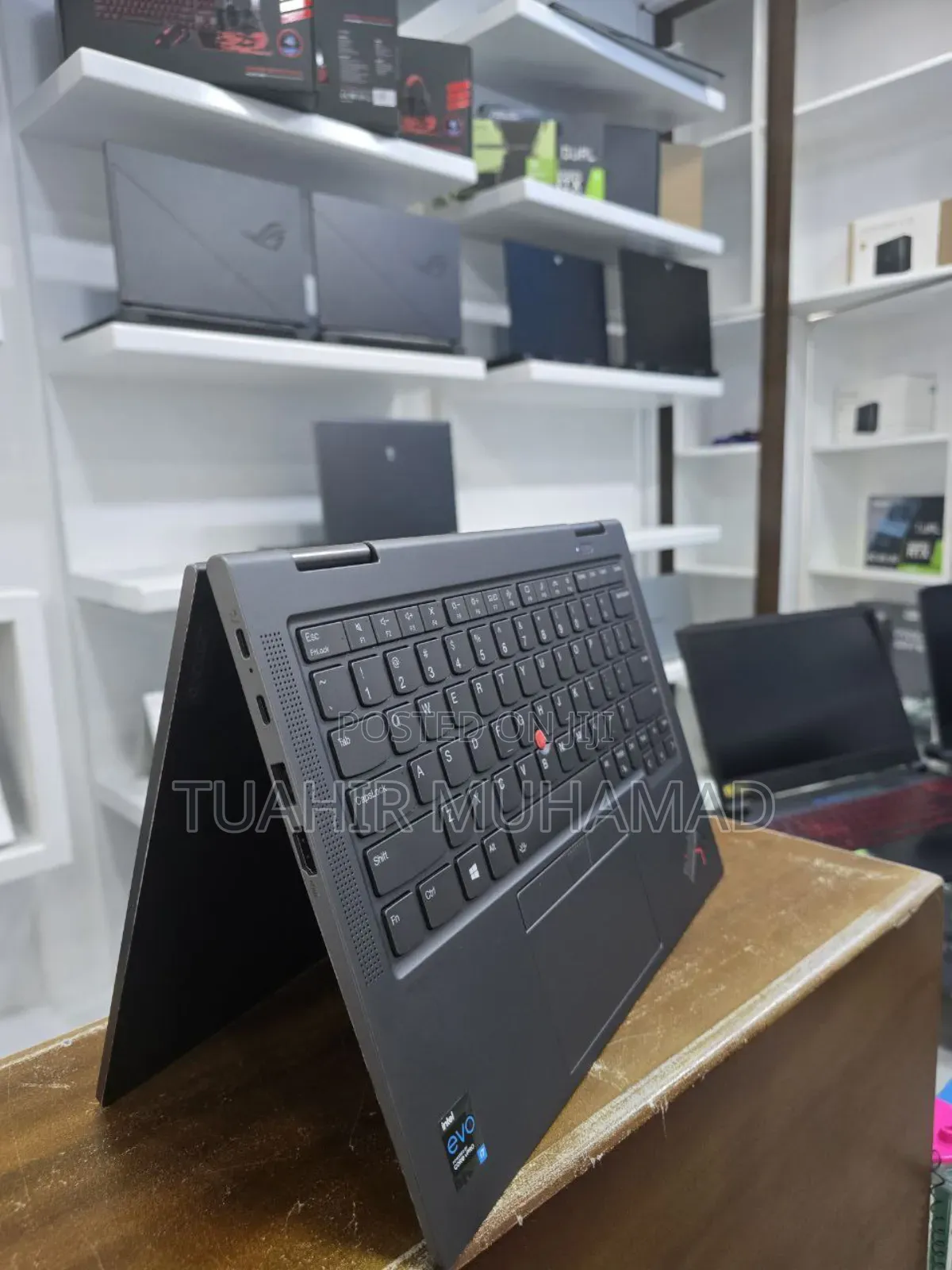 New Laptop Lenovo ThinkPad Yoga 16GB Intel Core I7 SSD 512GB