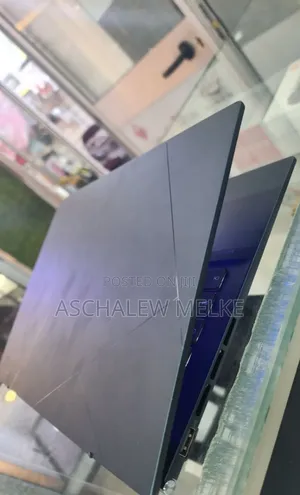 New Laptop Asus ZenBook UX430UQ 16GB Intel Core I7 SSD 512GB