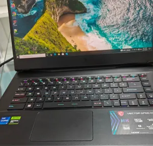 New Laptop MSI Vector GP68 HX 13V 16GB Intel Core I7 SSD 512GB