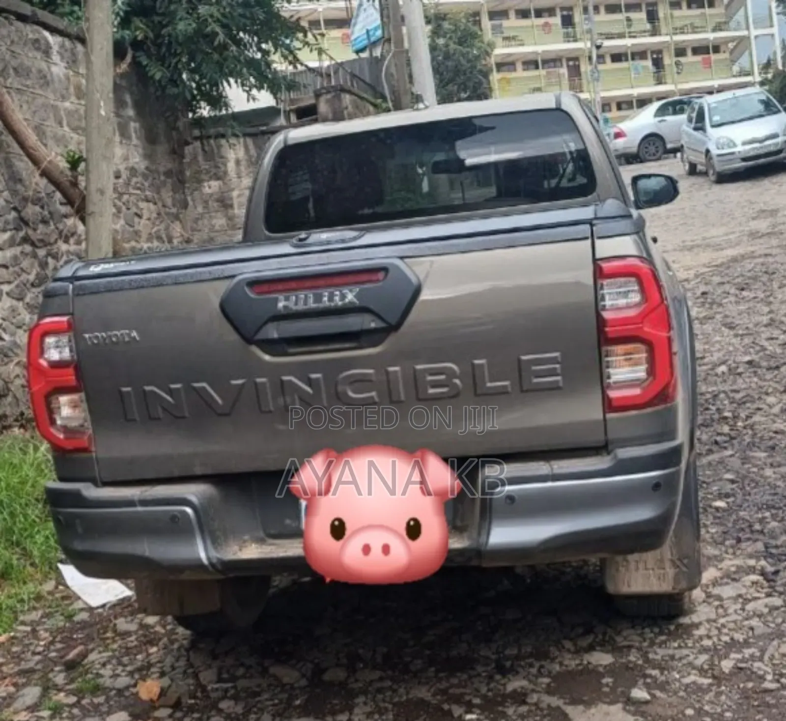 Toyota Hilux 2022 Gray