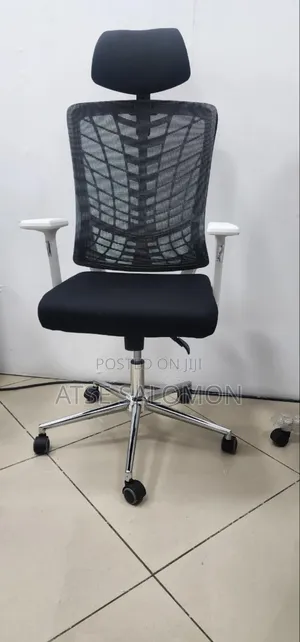 Photo - Managerial Chair