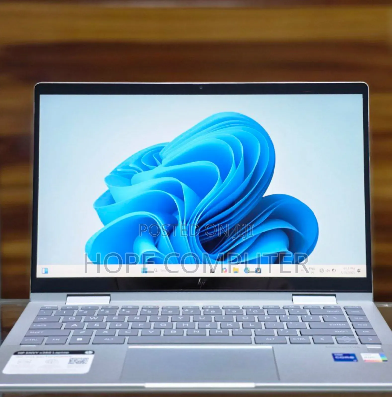 New Laptop HP Envy X360 16GB Intel Core I7 SSD 1T