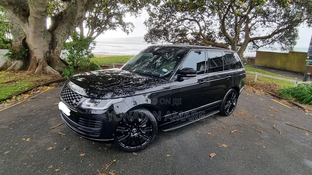 Land Rover Range Rover Vogue 2021 Black