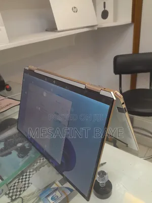 Photo - New Laptop HP Spectre 8GB Intel Core I7 SSD 512GB