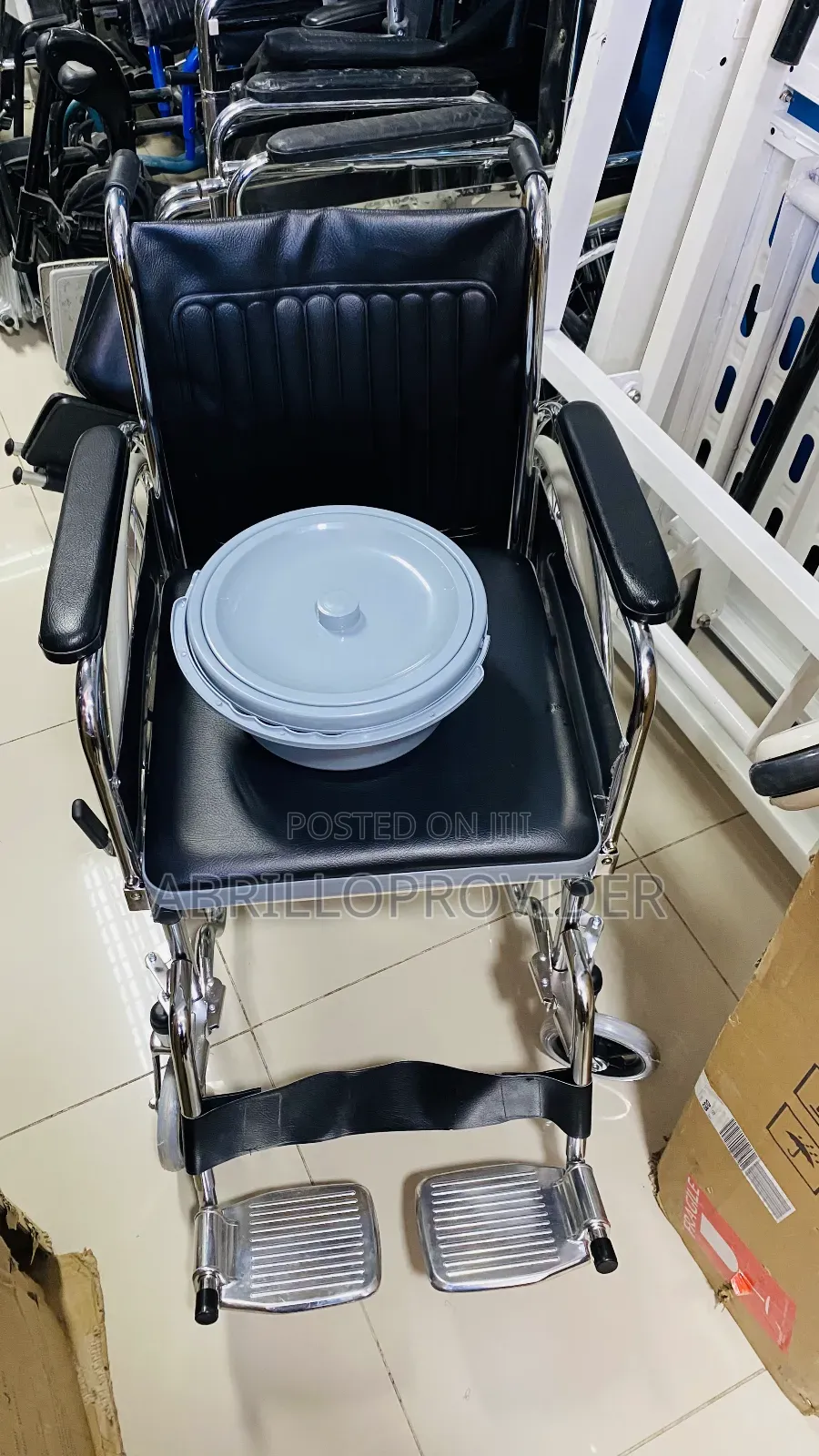 Toilet Wheelchair3wheelchair6wheelchair4wheelchair6wheelchai