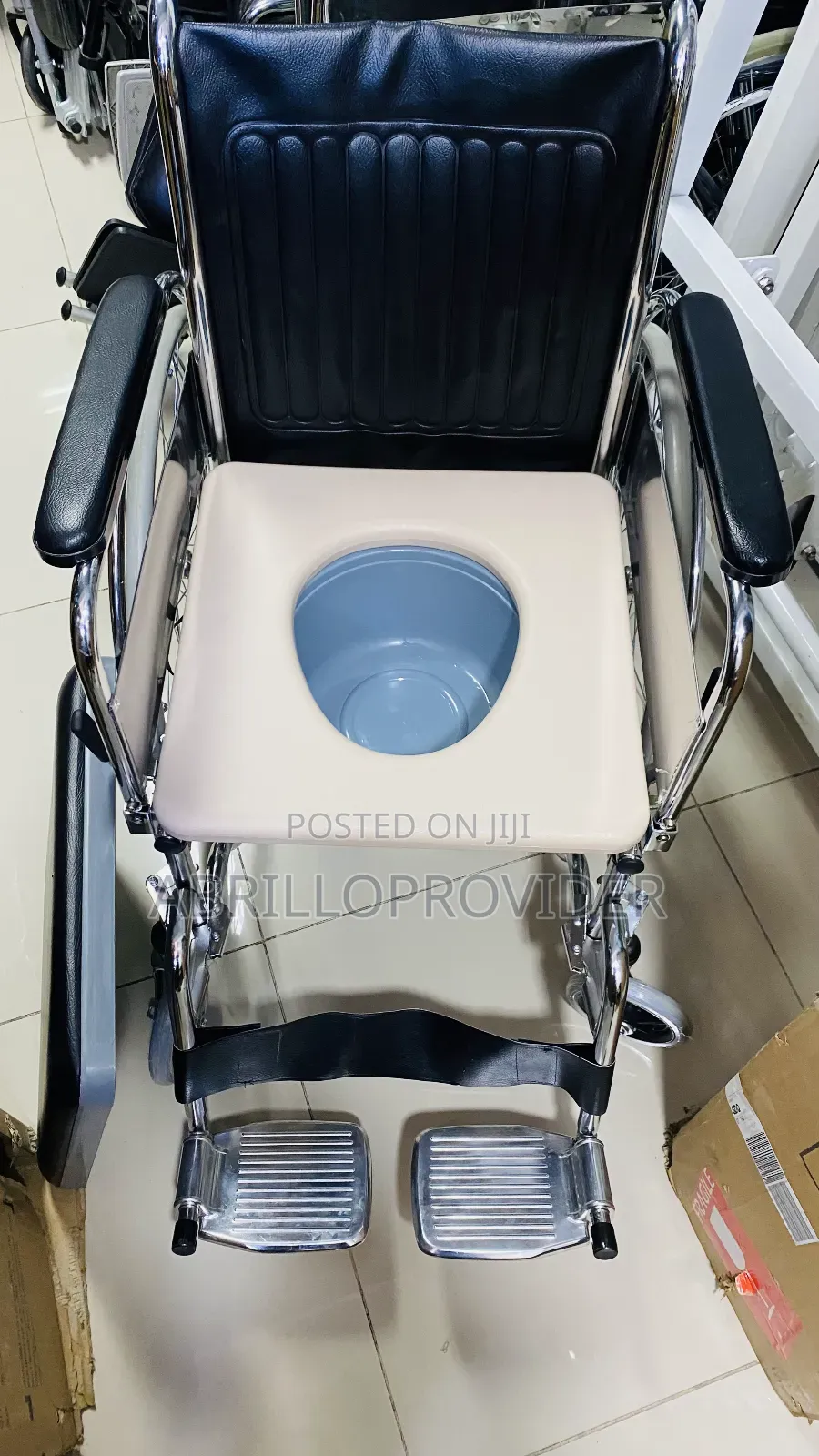 Toilet Wheelchair2wheelchair8wheelchair4wheelchair8wheelchai