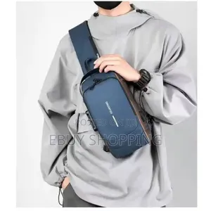 Photo - Stylish Usb Charging Crossbody Bag for Men Women**