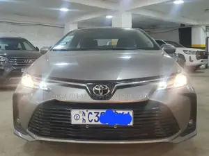 New Toyota Corolla 2022 Silver
