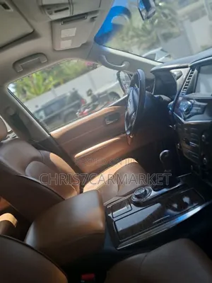 Nissan Patrol 2017 Gold