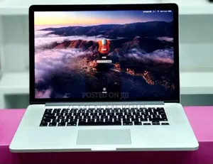 New Laptop Apple MacBook Pro 2015 16GB Intel Core I7 SSD 256GB