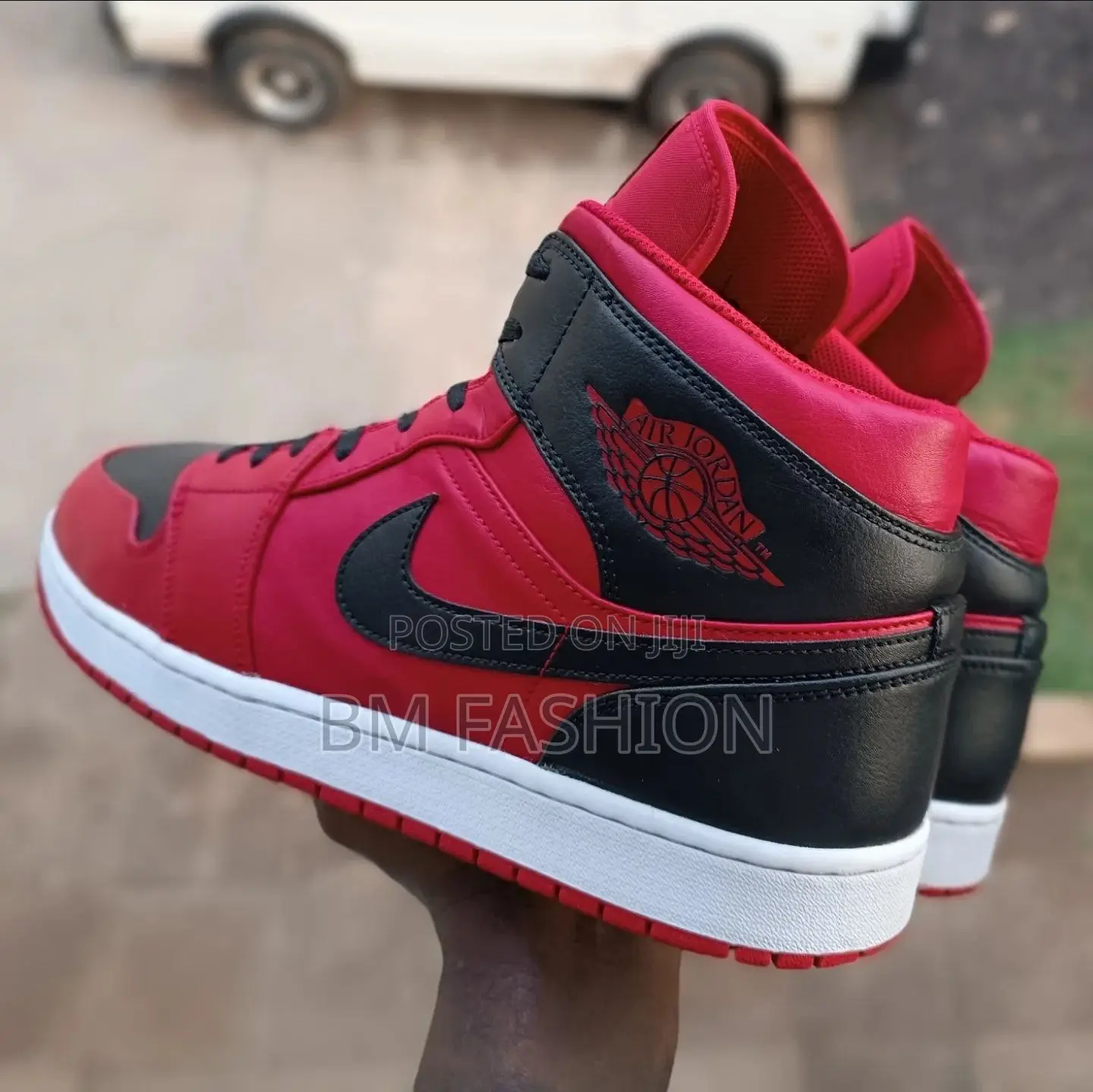 Air Jordan 1 High Reverse Red