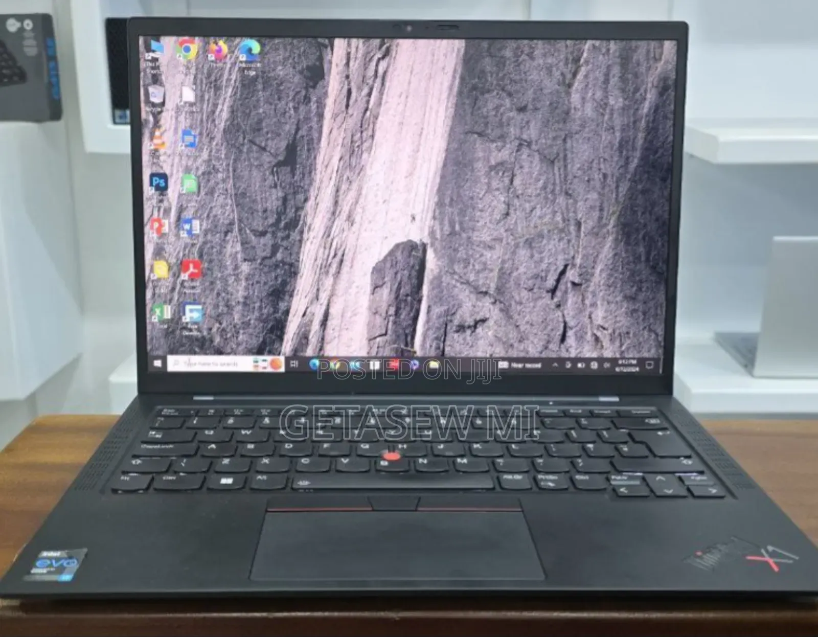 New Laptop Lenovo ThinkPad Yoga 32GB Intel Core I7 SSD 512GB