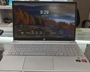 New Laptop HP Pavilion 15 8GB Intel Core I5 SSD 512GB