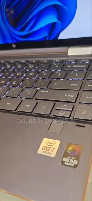 New Laptop HP Spectre 16GB Intel Core I7 SSD 1T