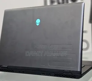 New Laptop Dell Alienware X16 R2 32GB Intel Core Ultra 9 SSD 1T