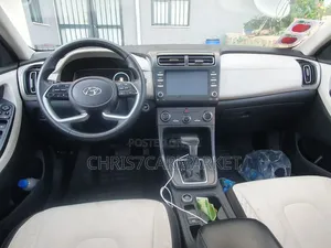 Hyundai Creta 2023 White