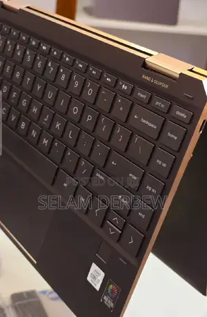 New Laptop HP Spectre X360 8GB Intel Core I7 SSD 512GB