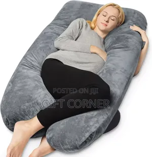 Photo - Huggable - U Shaped Maternity Body Pillow