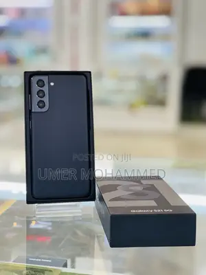 Photo - New Samsung Galaxy S21 5G 256 GB Black