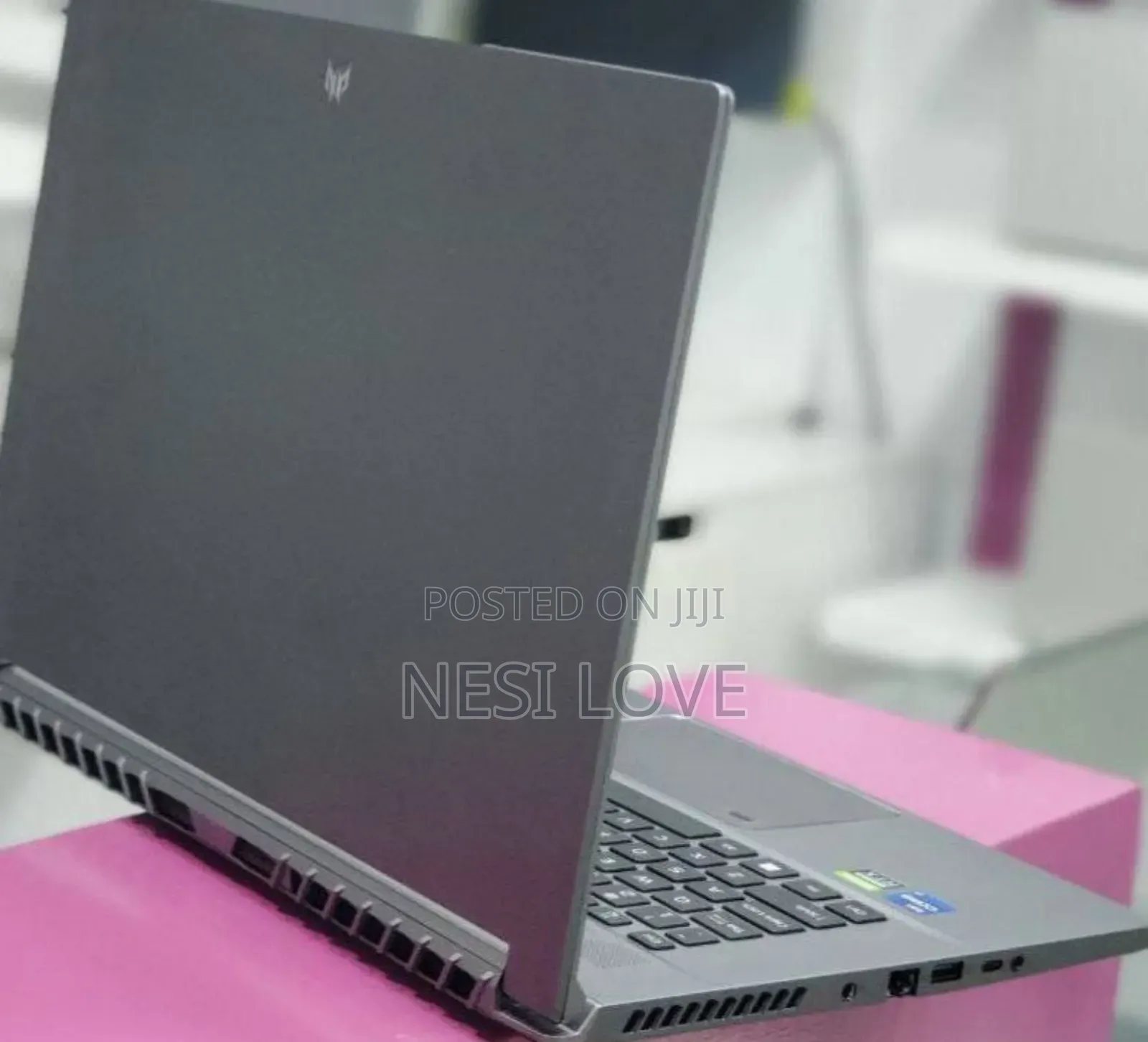 New Laptop Acer Predator Triton 500 SE 16GB Intel Core I7 SSD 1T