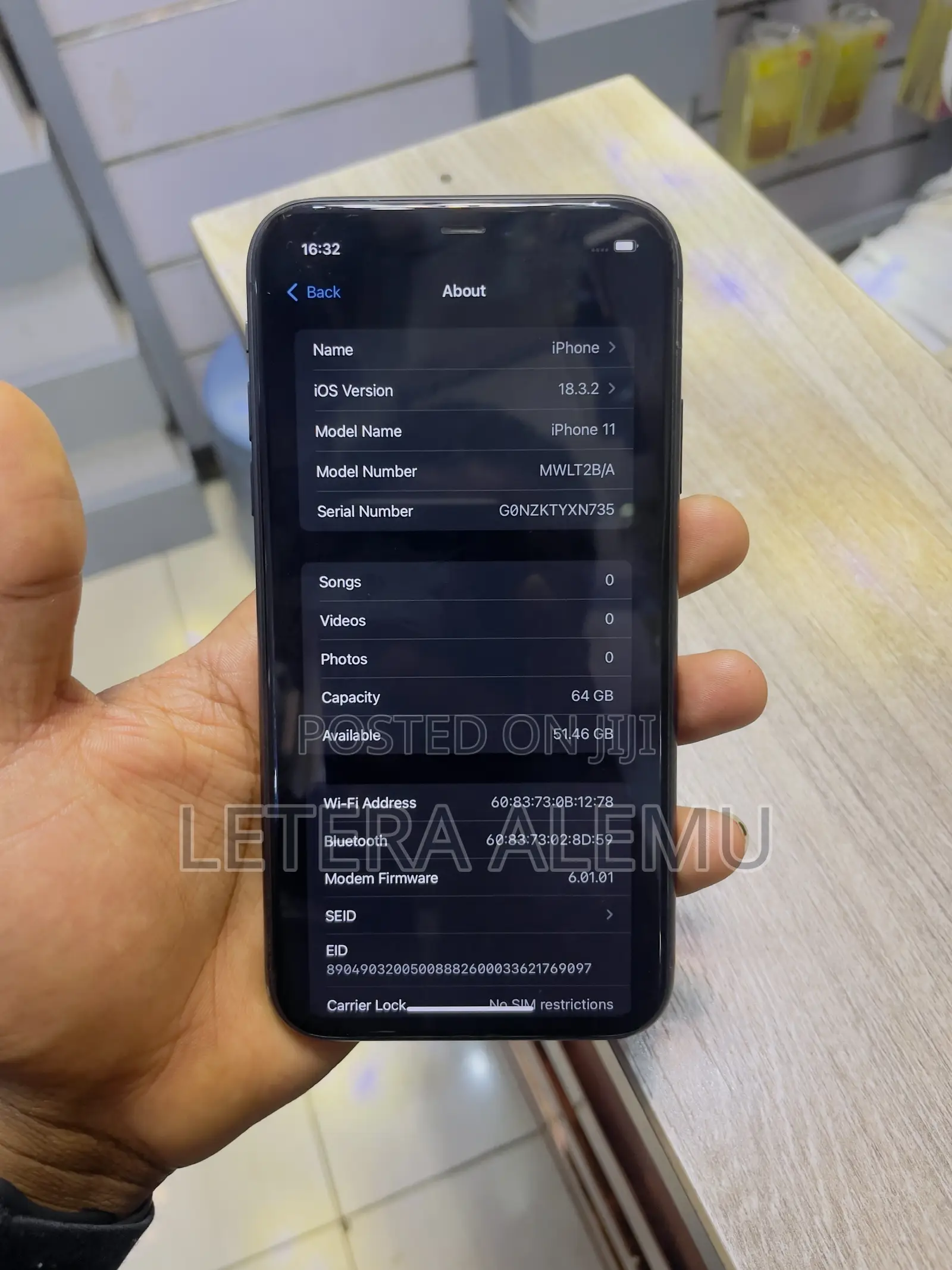 Apple iPhone 11 64 GB Black