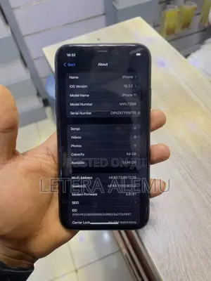 Photo - Apple iPhone 11 64 GB Black