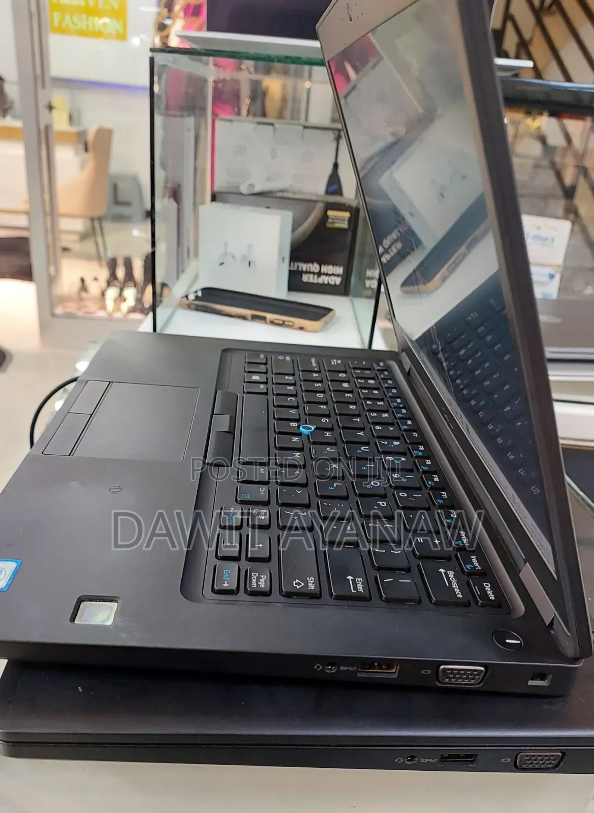 New Laptop Dell 8GB Intel Core I7 SSD 256GB