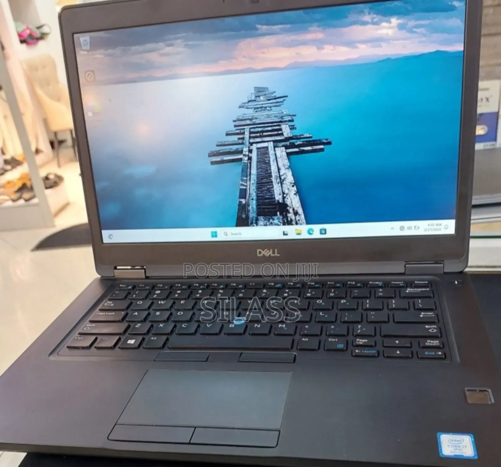 New Laptop Dell Latitude 5490 8GB Intel Core I7 SSD 256GB