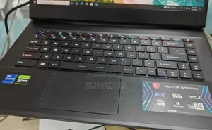 New Laptop MSI Vector GP68 HX 13V 16GB Intel Core I7 SSD 1T