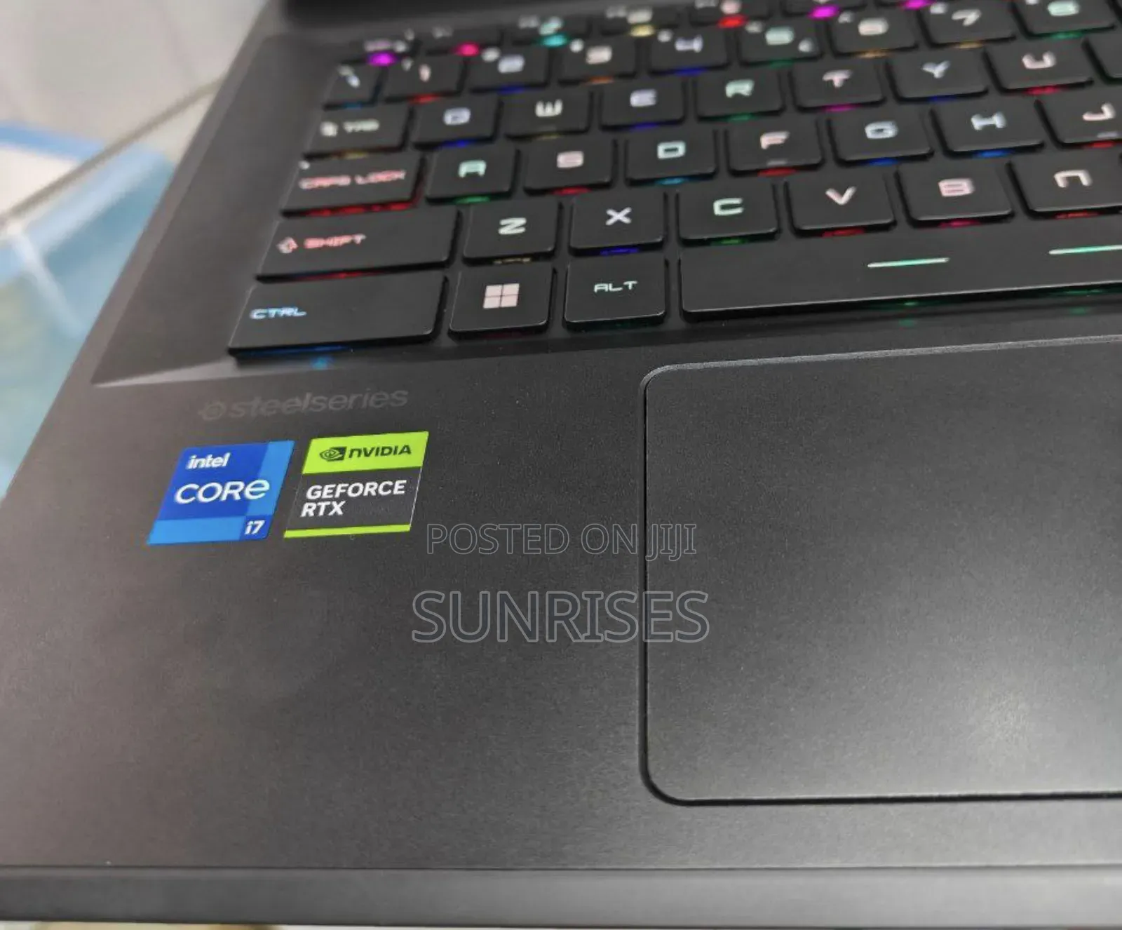 New Laptop MSI Vector GP68 HX 13V 16GB Intel Core I7 SSD 1T