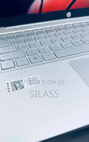 New Laptop HP Pavilion 15 12GB Intel Core I7 SSD 1T