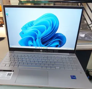 New Laptop HP Pavilion 15 8GB Intel Core I7 SSD 1T