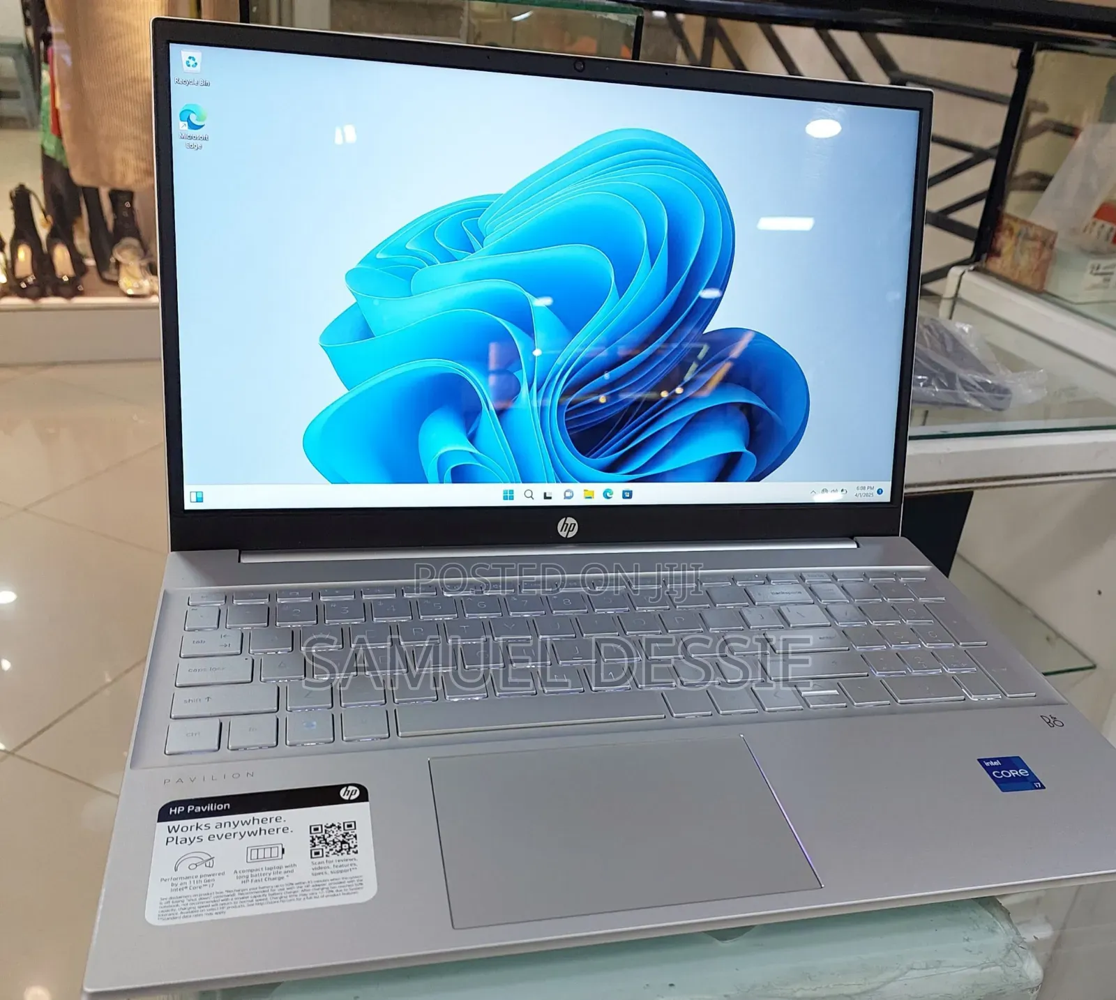 New Laptop HP Pavilion 15 8GB Intel Core I7 SSD 1T