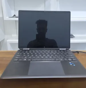 New Laptop HP Spectre X360 18GB Intel Core I7 SSD 1T